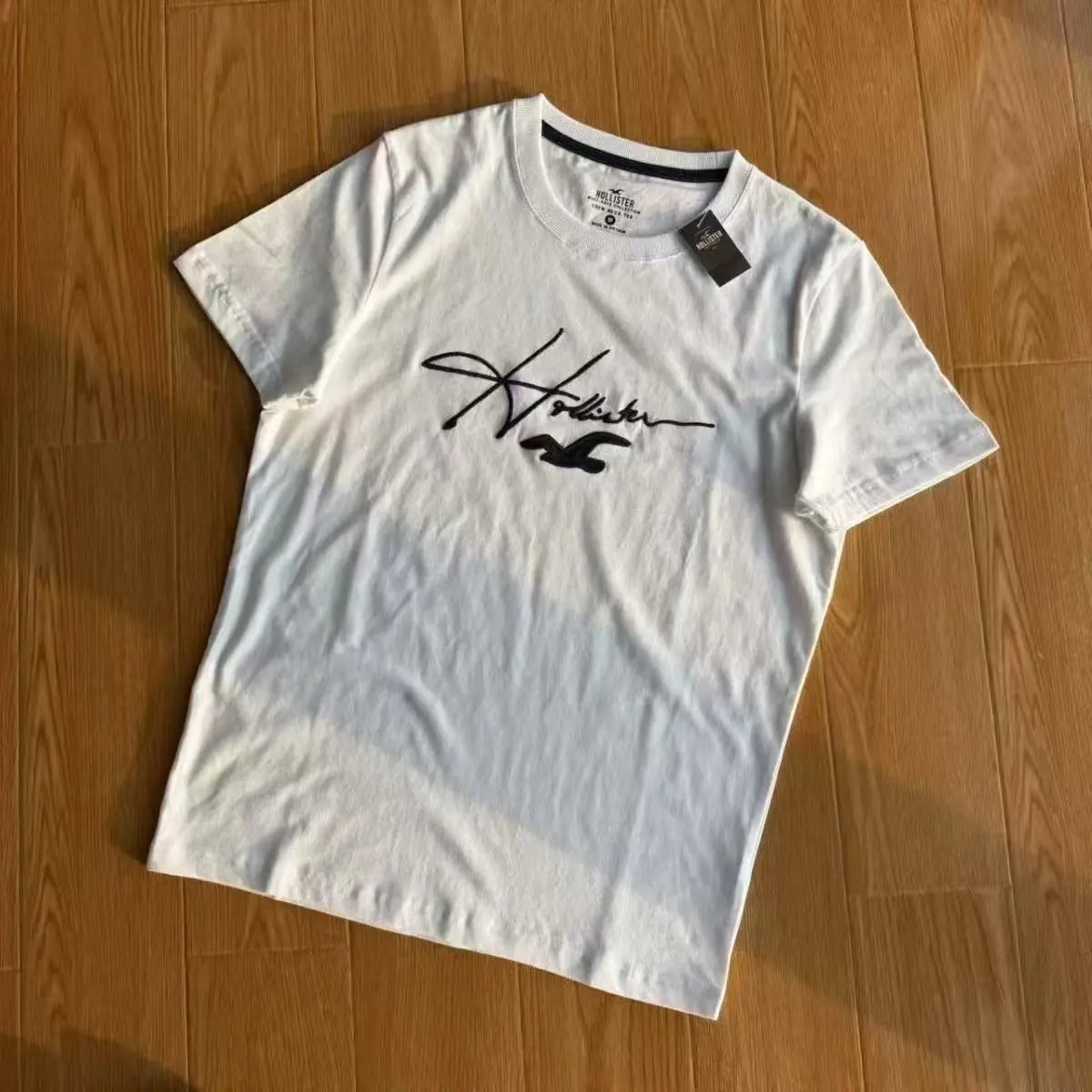 Hollister Signature Script Logo White T-Shirt