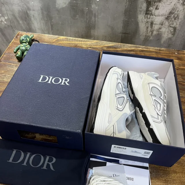 Dior Sneakers B30 product detail image 2