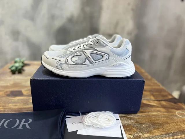 Dior Sneakers B30 product detail image 1