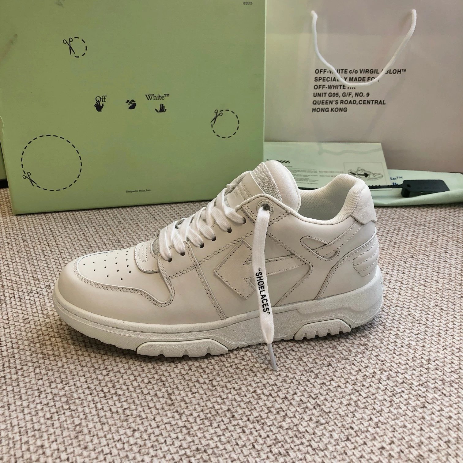 Jordan 4 Retro KAWS Cool Grey
