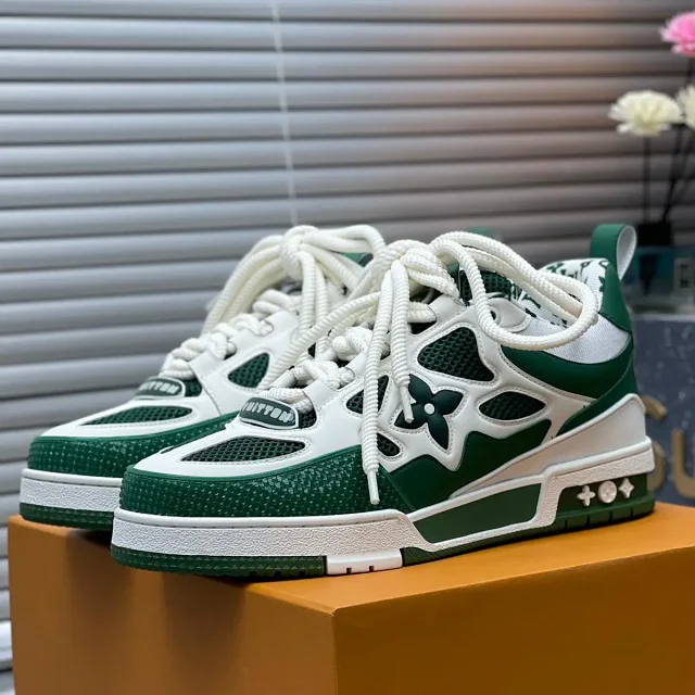 Louis Vuitton Sneakers LV Trainer Max-inspired mesh with Monogram Flower overlays product detail image 16