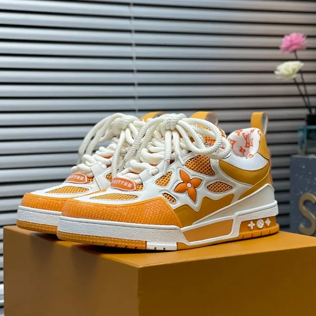 Louis Vuitton Sneakers LV Trainer Max-inspired mesh with Monogram Flower overlays product detail image 14