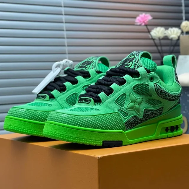 Louis Vuitton Sneakers LV Trainer Max-inspired mesh with Monogram Flower overlays product detail image 21