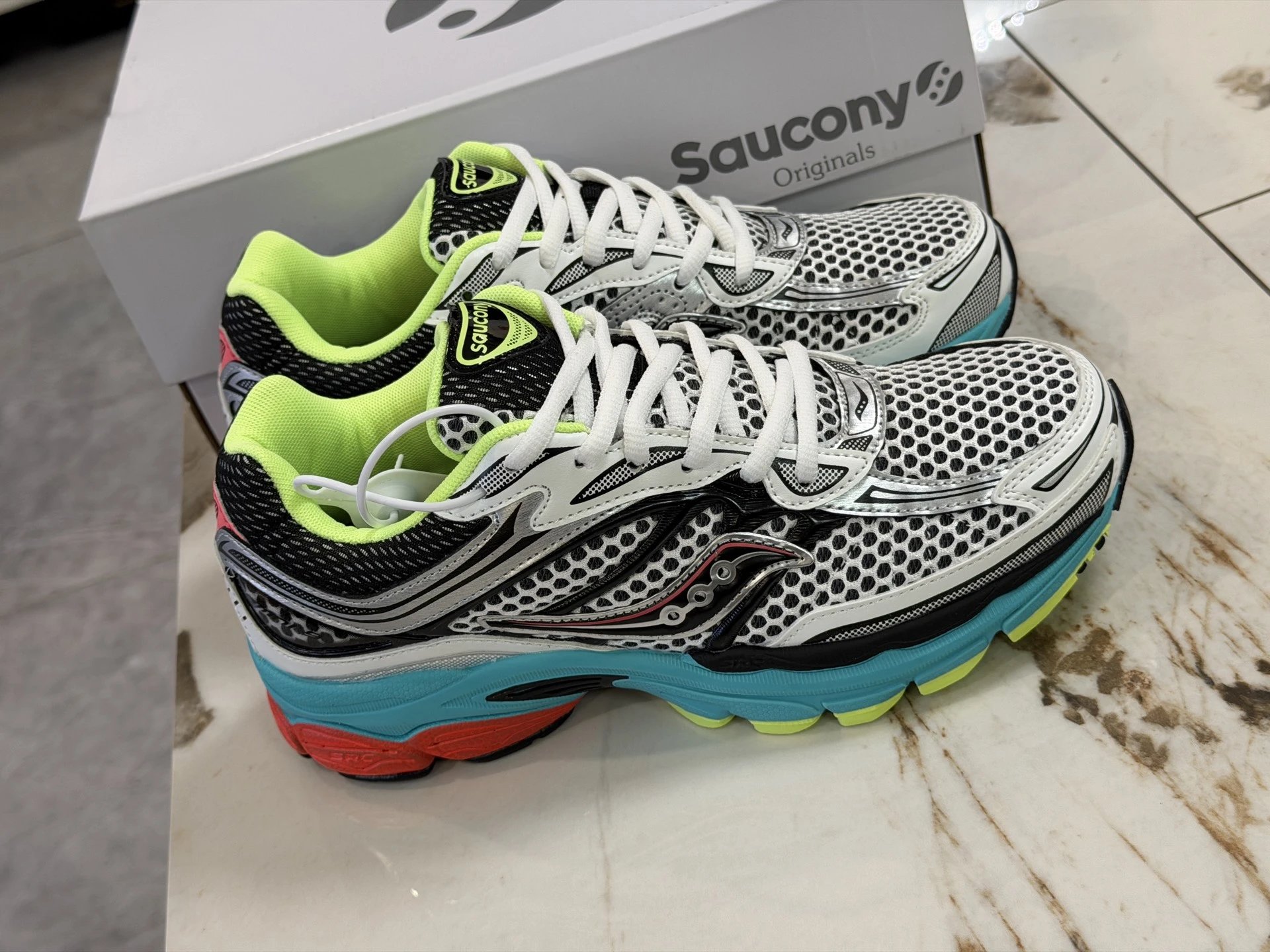 Silver multicolor