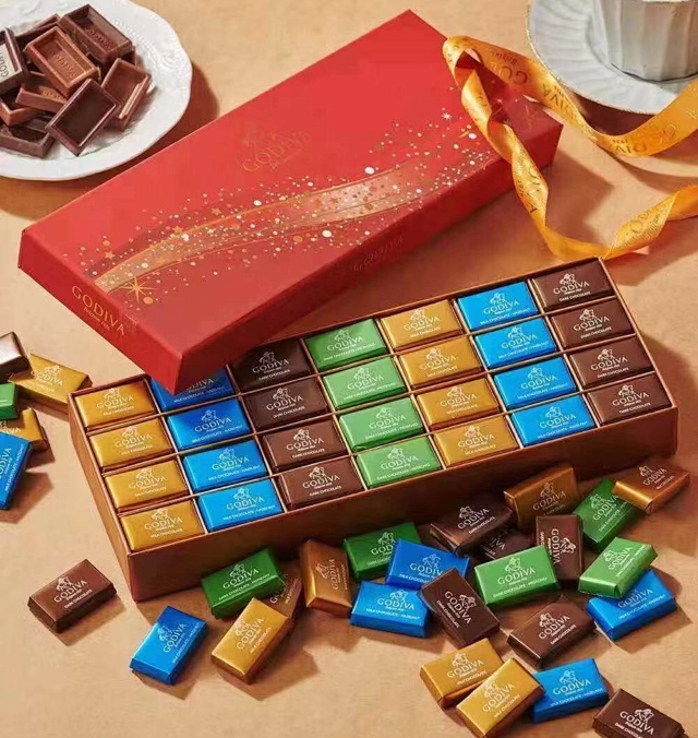 巧克力中的爱马仕~歌帝梵godiva巧克力圣诞款84片装4口味350克