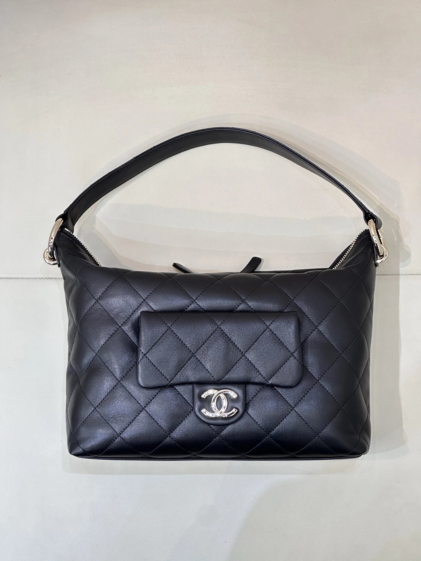Chan Bag 1:1 CHANEL 23B Gold Diamond Quilted Zipper Closure Lambskin Shoulder/Top Handle Bag, XXL, Women's, Black
