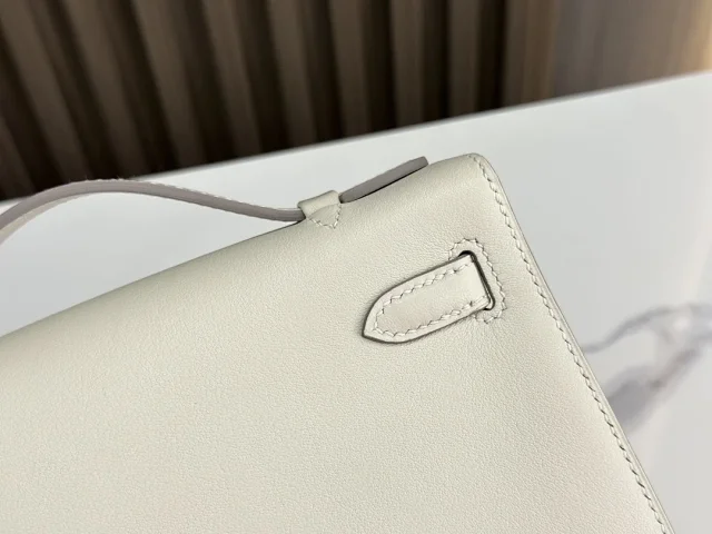 Unbranded Handbags Structured top-handle turn-lock handbag product detail image 2