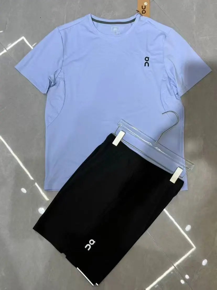 On T-Shirts Crew Neck Logo T-Shirt image 8