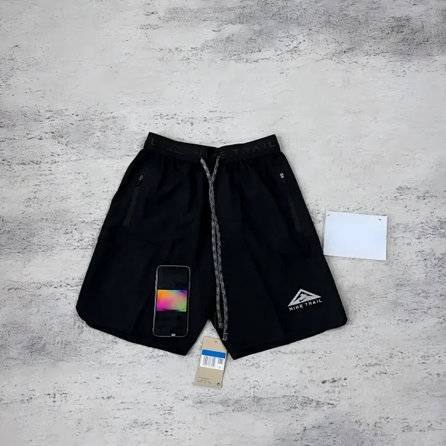 Nike Matching Sets Trail short-sleeve T-shirt and zip-pocket shorts set product detail image 5