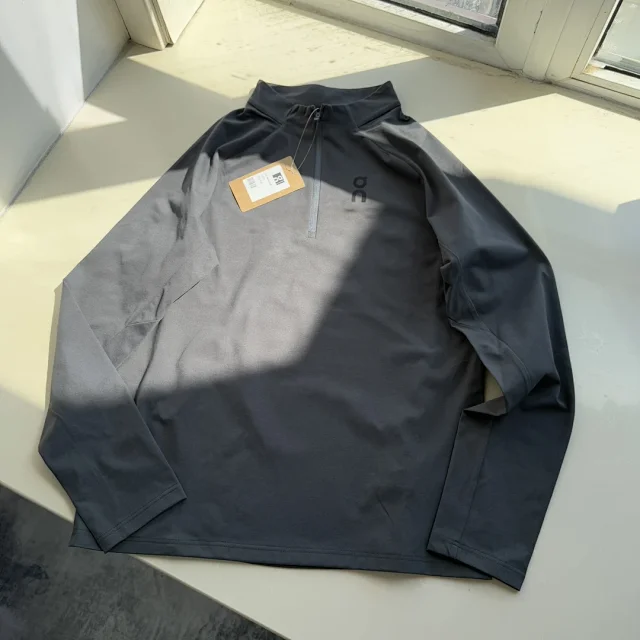 On Hoodies & Sweatshirts Climate Shirt 2 Quarter-Zip product detail image 5