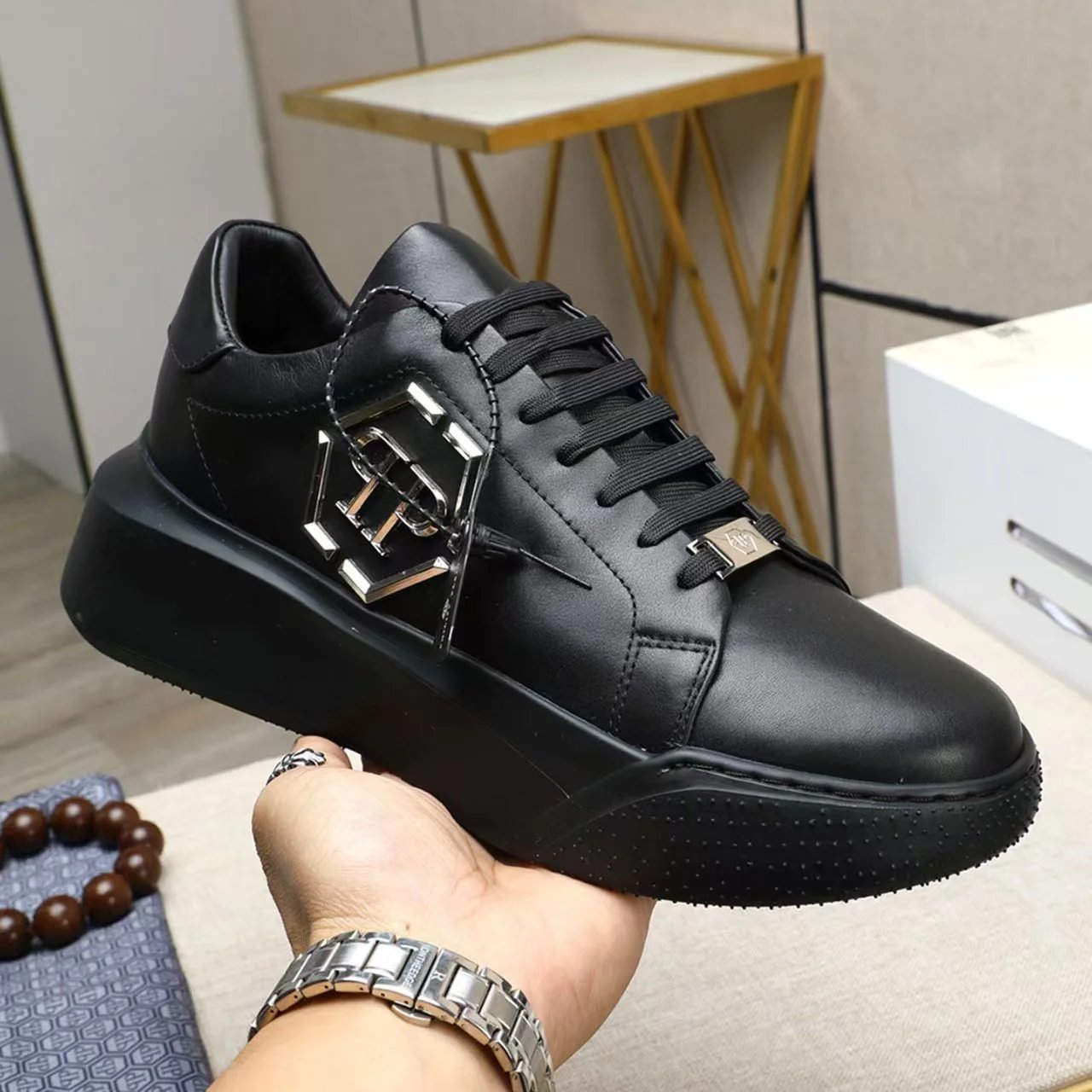 Louis Vuitton Sneakers Pearl-Embellished Low-Top image 9