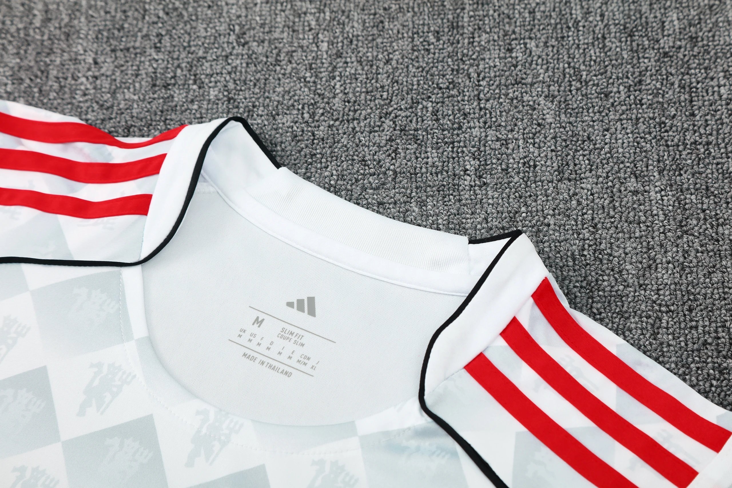 adidas Matching Sets Football jersey and shorts set image 5