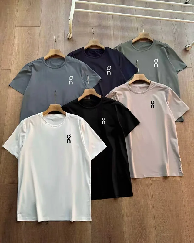 On T-Shirts Crew Neck Logo T-Shirt product detail image 1