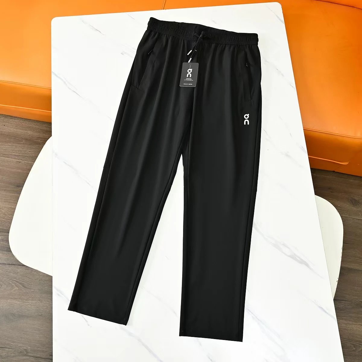 On Running Trail Pants Light Gray Pants - 10