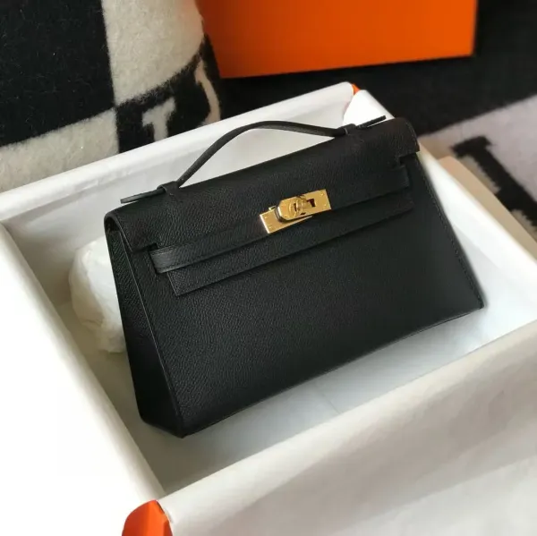 Hermès Mini Kelly Pochette Black Epsom Leather with Gold Hardware Handbag - 1