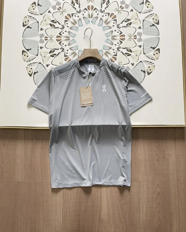 On T-Shirts Men's short-sleeve half-zip running T-shirt product detail image 10