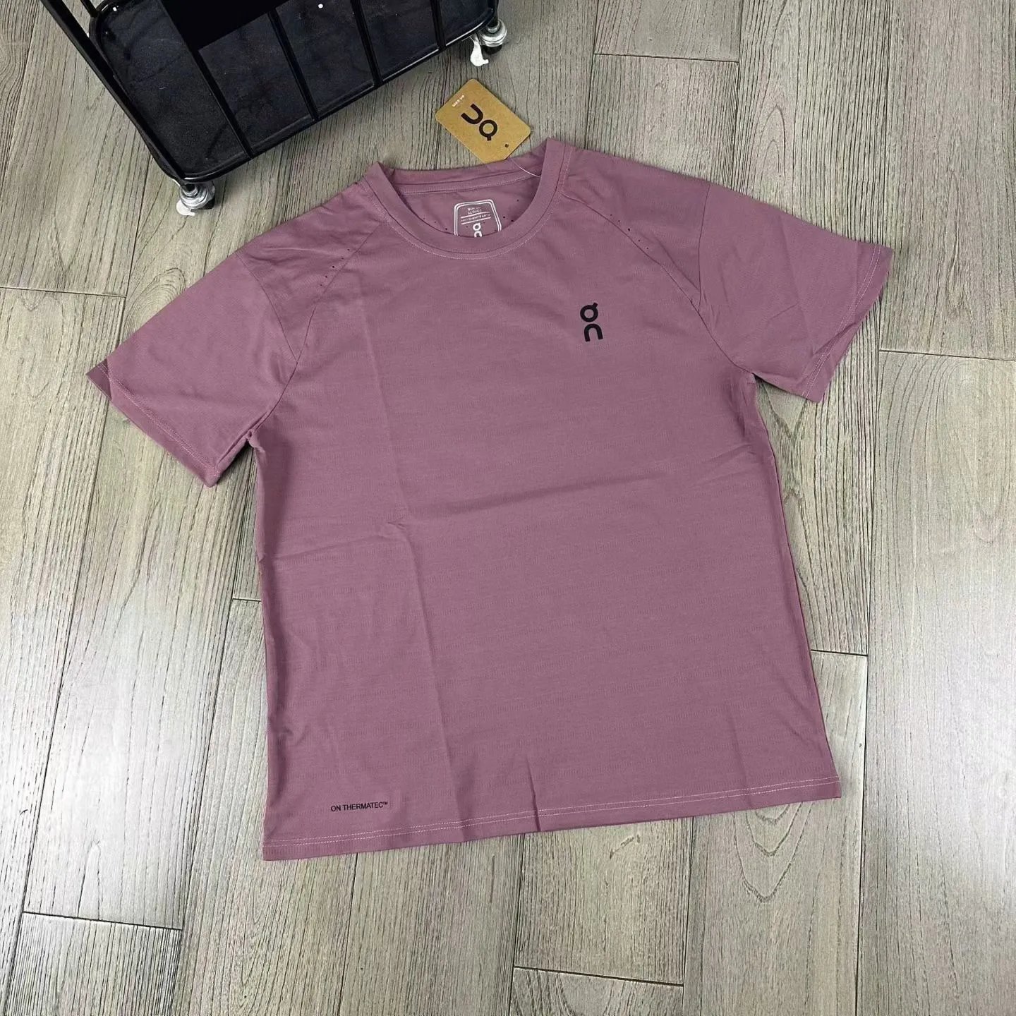 On T-Shirts Crew Neck Logo T-Shirt — 15