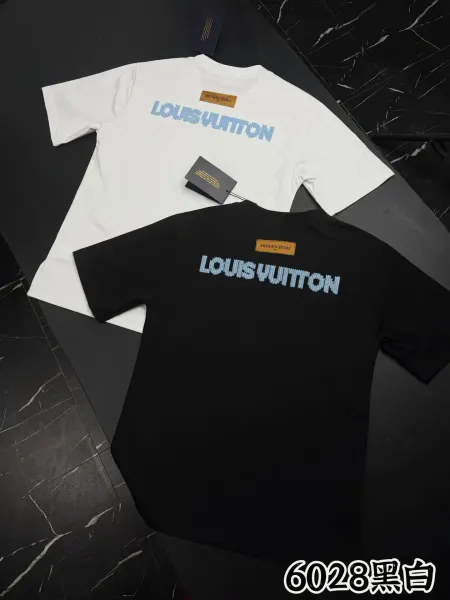 Prada Logo Graphic T-Shirt Black and White - 13