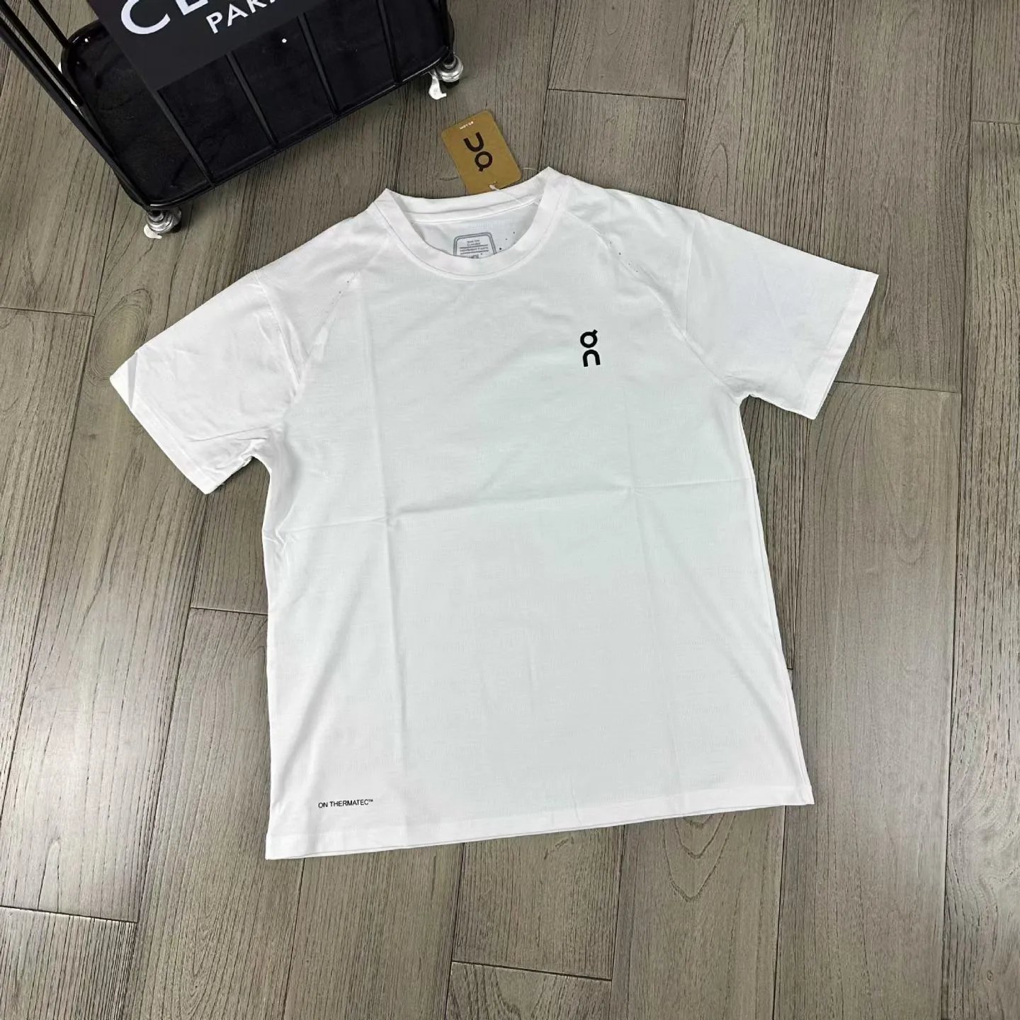 On T-Shirts Crew Neck Logo T-Shirt — 17