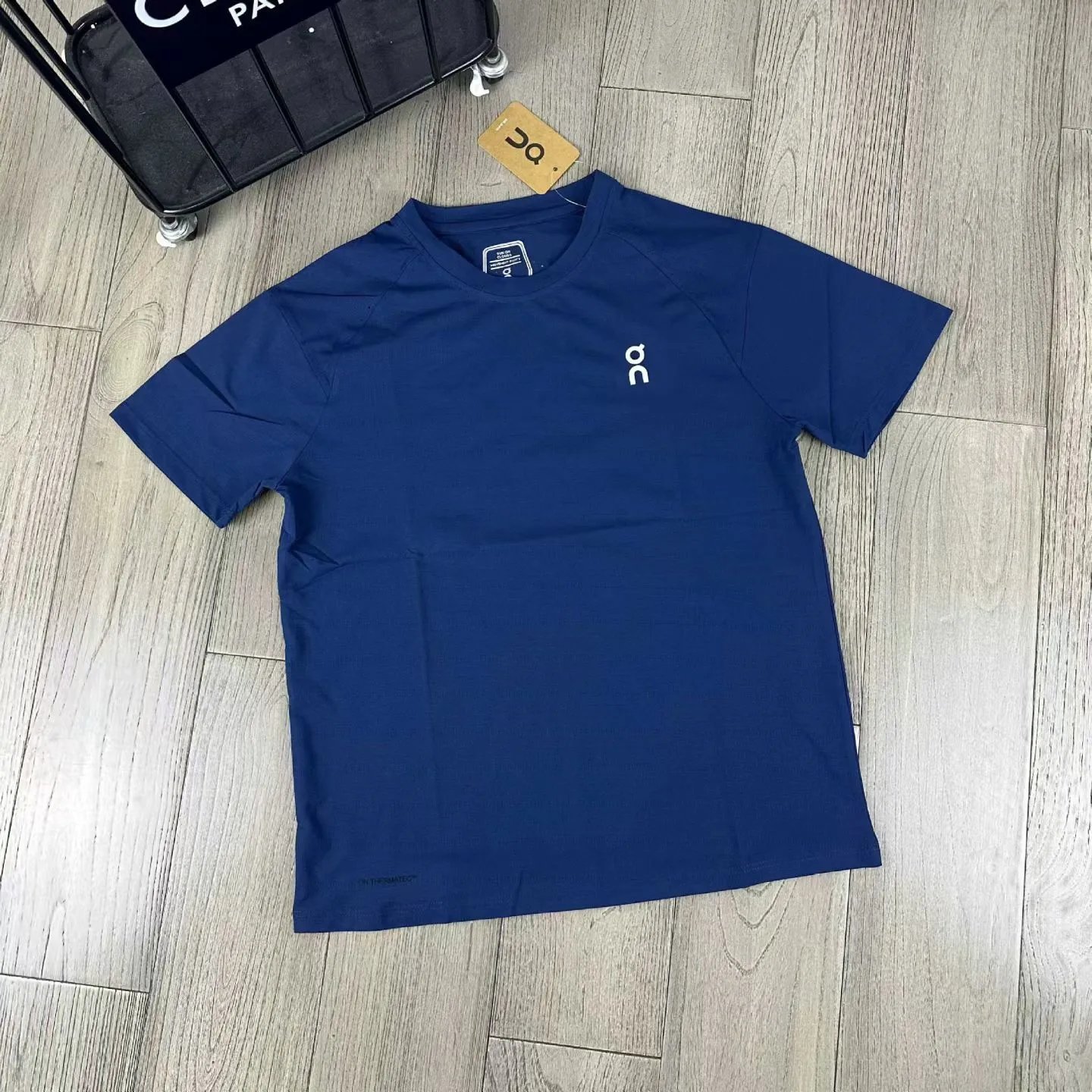 On T-Shirts Crew Neck Logo T-Shirt — 16