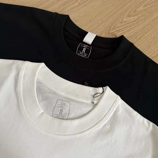 On T-Shirts Crew-neck short-sleeve logo T-shirt product detail image 3