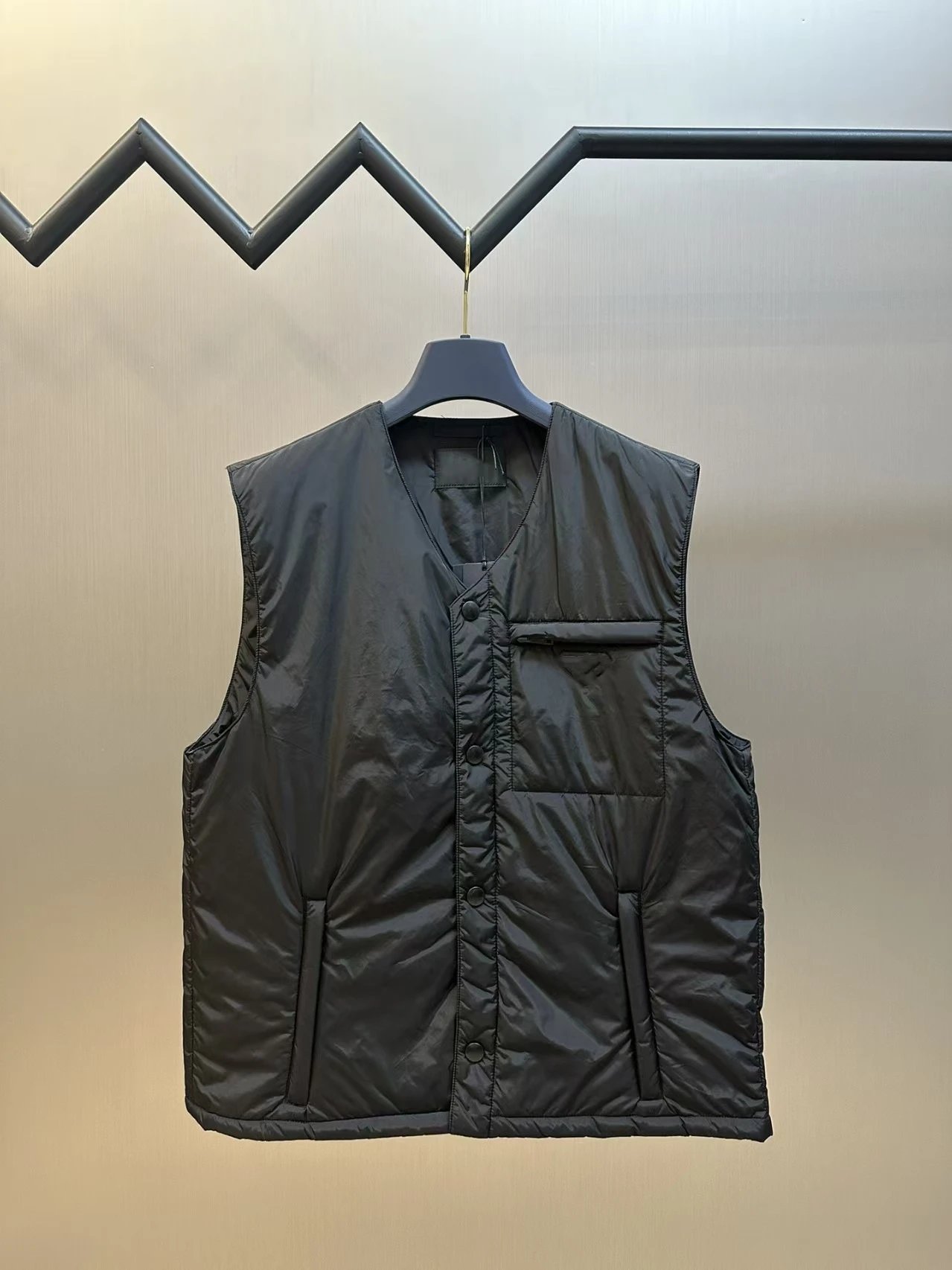 Prada Vests DX 129-10 Puffer Vest image 8