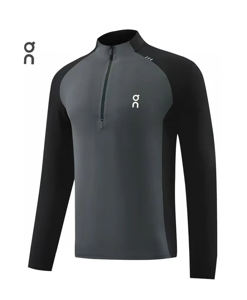 On T-Shirts Crew-neck short-sleeve logo T-shirt image 10