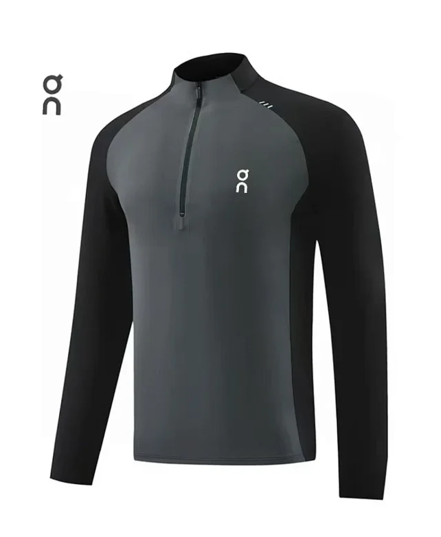 On T-Shirts Crew-neck short-sleeve logo T-shirt product detail image 12