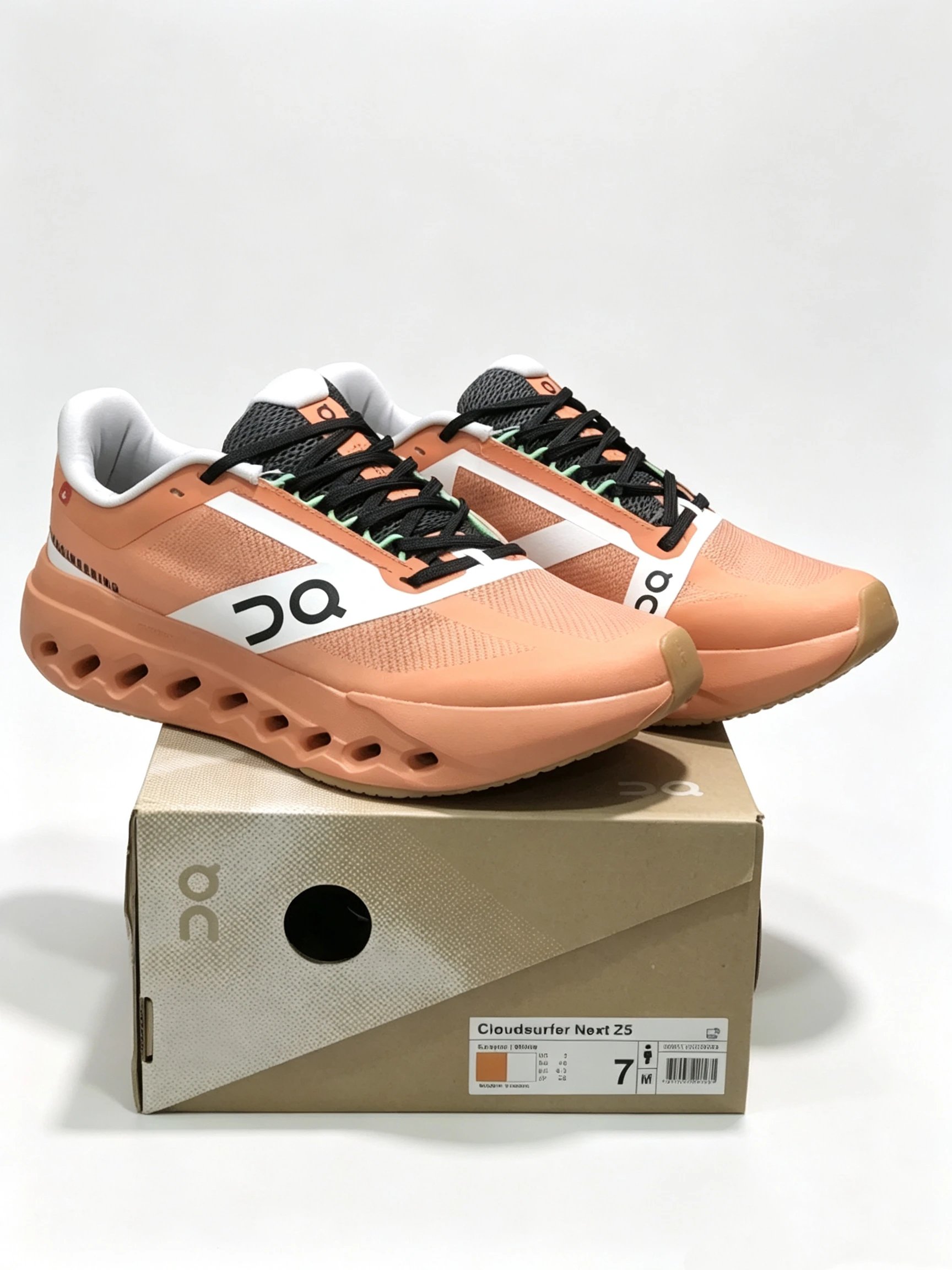 On Sneakers Cloudsurfer Next Z5 product image