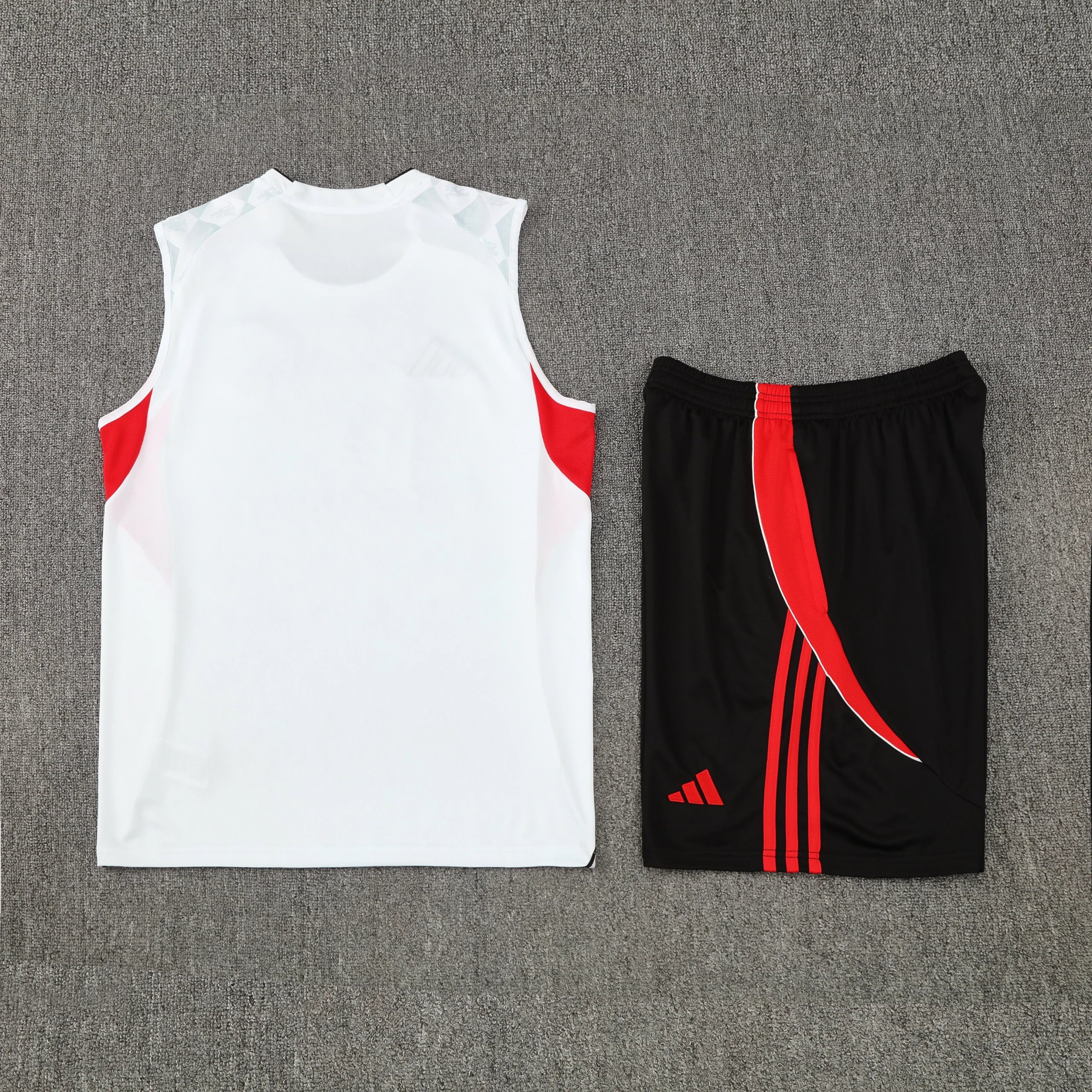adidas Matching Sets Football jersey and shorts set image 4