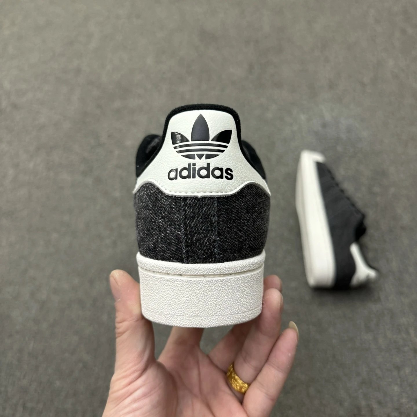 Adidas Sneakers Superstar shell-toe image 7