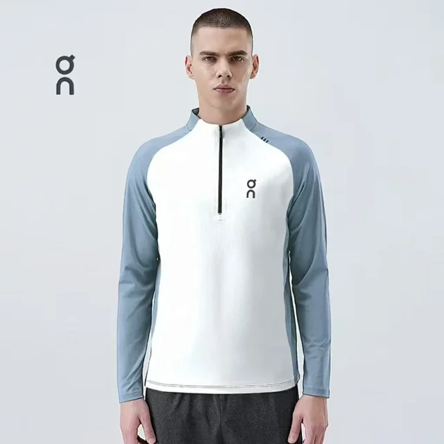 On T-Shirts Crew-neck short-sleeve logo T-shirt product detail image 8
