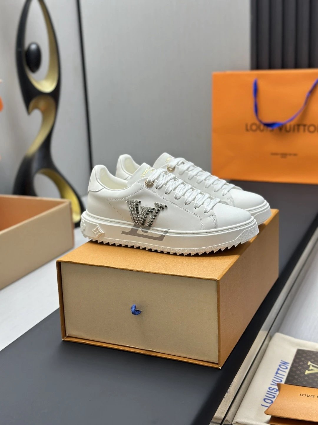 Louis Vuitton Sneakers Low-Top Monogram Lace-Up image 12