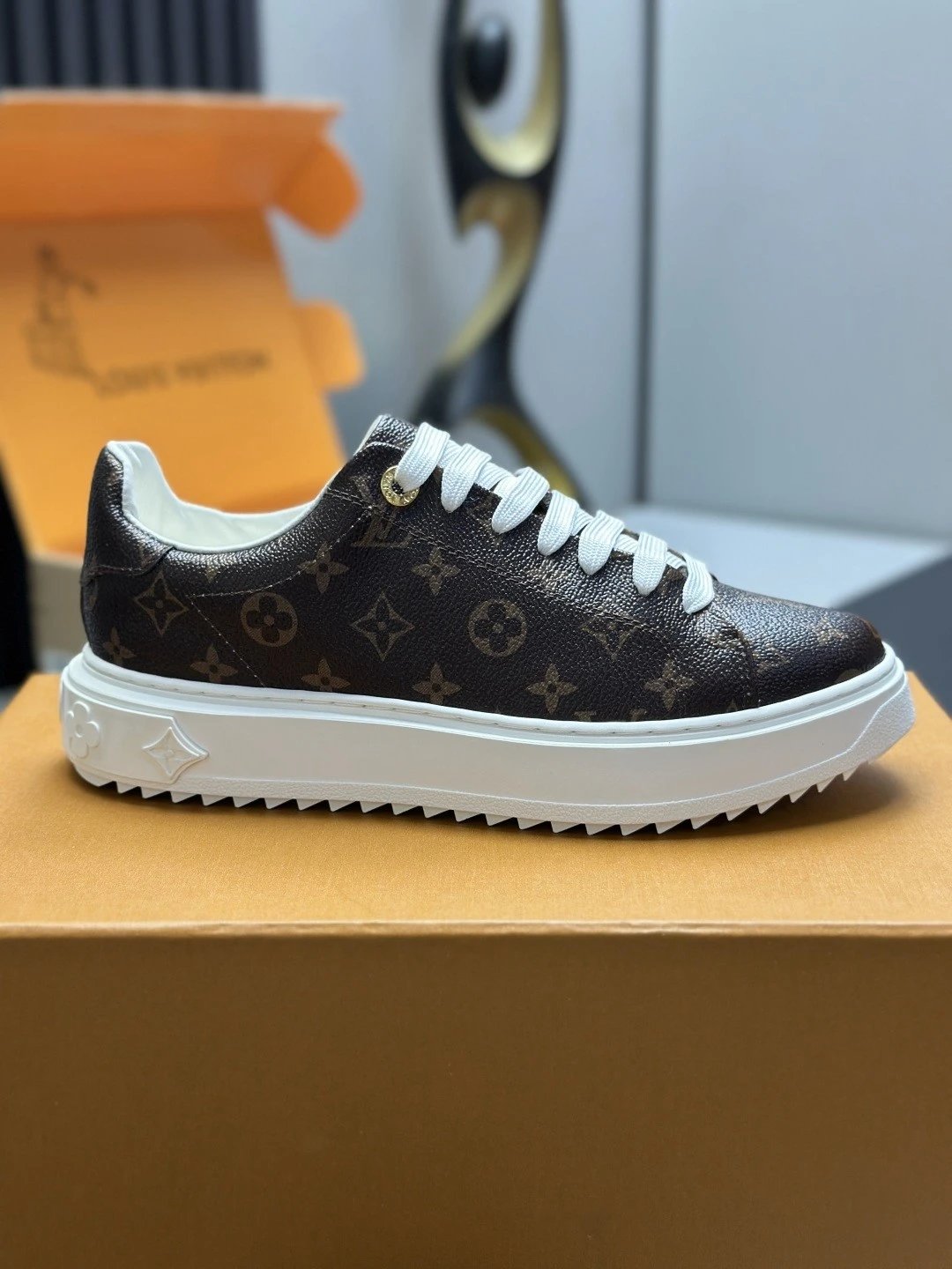 Louis Vuitton Sneakers Low-Top Monogram Lace-Up image 5
