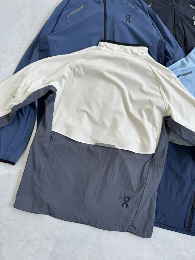 On Jackets Weather Jacket 2 product detail image 1