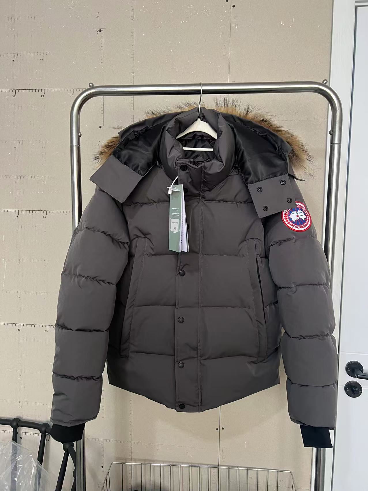 Canada Goose Down Jackets Quilted puffer jacket with Arctic Program sleeve patch image 4