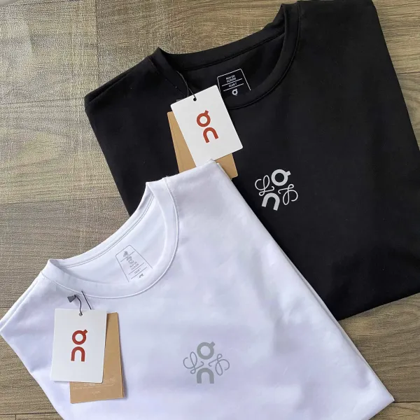 On Running Logo T-Shirt Black and White - 10
