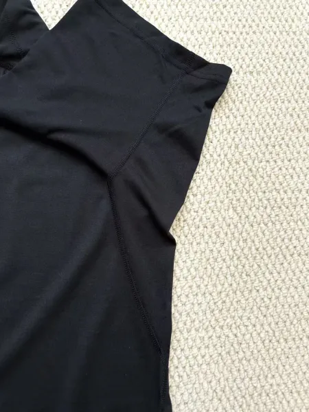 On Running UV-Protective Tee White T-Shirt - 8