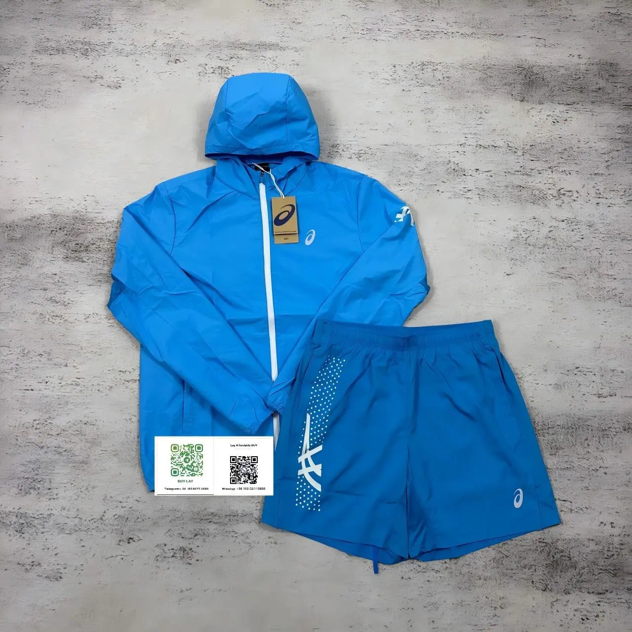 ASICS Jackets Hooded full-zip windbreaker jacket with contrast zipper and dotted sleeve graphic image 2