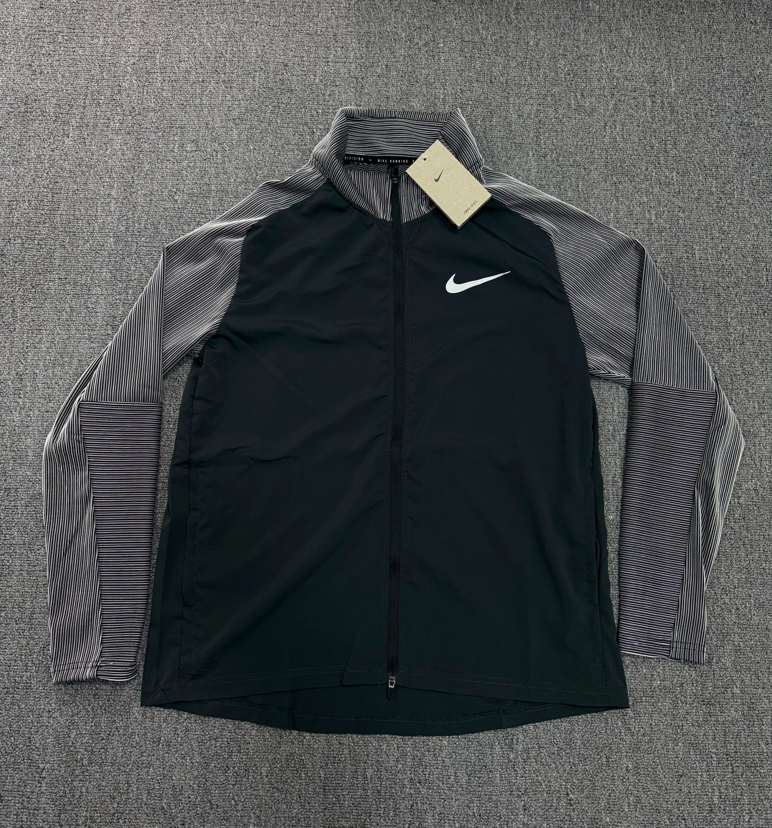 Nike Jackets Running Jacket — XX-24