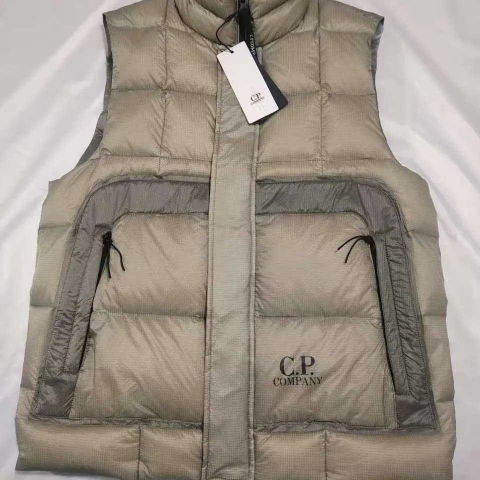 C.P. Company Down Jackets Hooded puffer jacket with rib-knit sleeves and lens sleeve pocket image 7