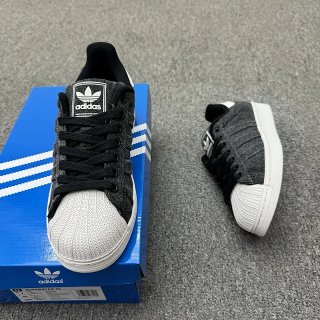 Adidas Sneakers Superstar shell-toe product detail image 5