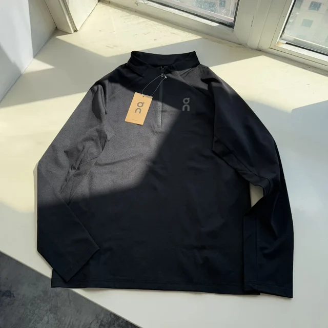 On Hoodies & Sweatshirts Climate Shirt 2 Quarter-Zip product detail image 4