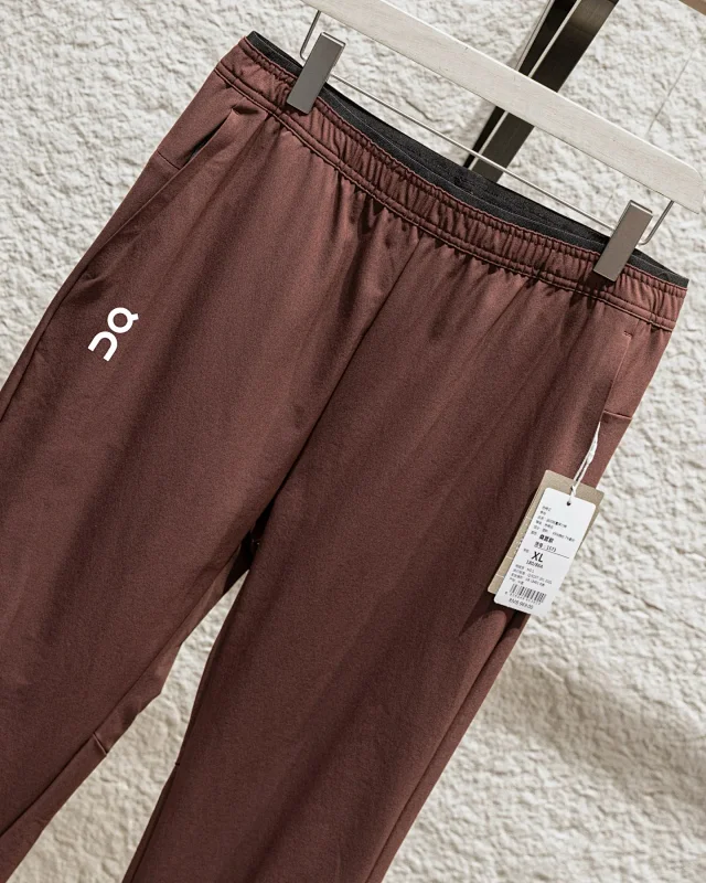 On Trousers Elastic-Waist Sports with Zip Back Pocket product detail image 10