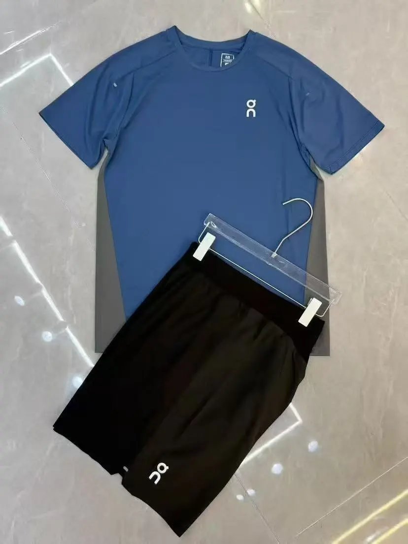 On T-Shirts Crew Neck Logo T-Shirt image 5