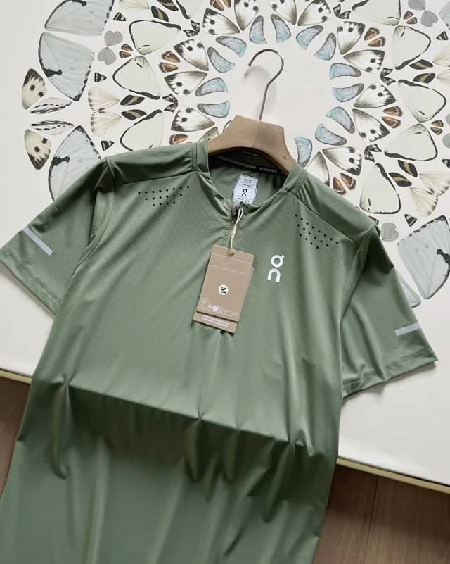 On T-Shirts Men's short-sleeve half-zip running T-shirt product detail image 7