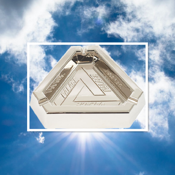 PALACE 19SS TRI-FERG ASH TRAY Metal Ashtray Palace Streetwear Triangle Silver