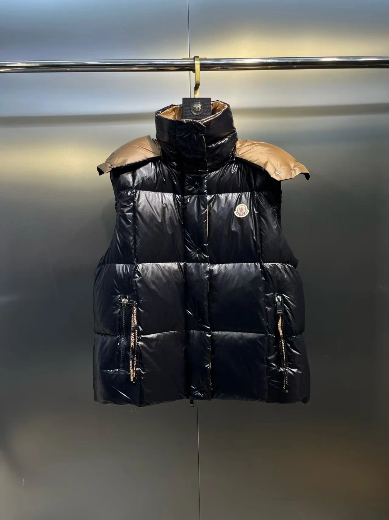 Moncler Velvet Down Jacket Dusty Pink Outerwear - 4