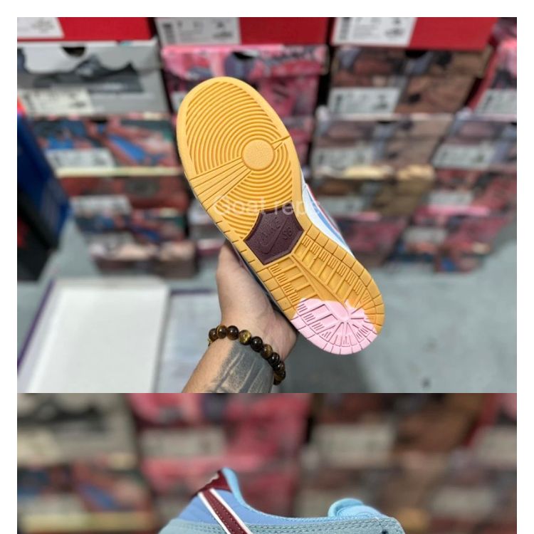 Nike Retro Blue Pink Low Top Leather Sneakers