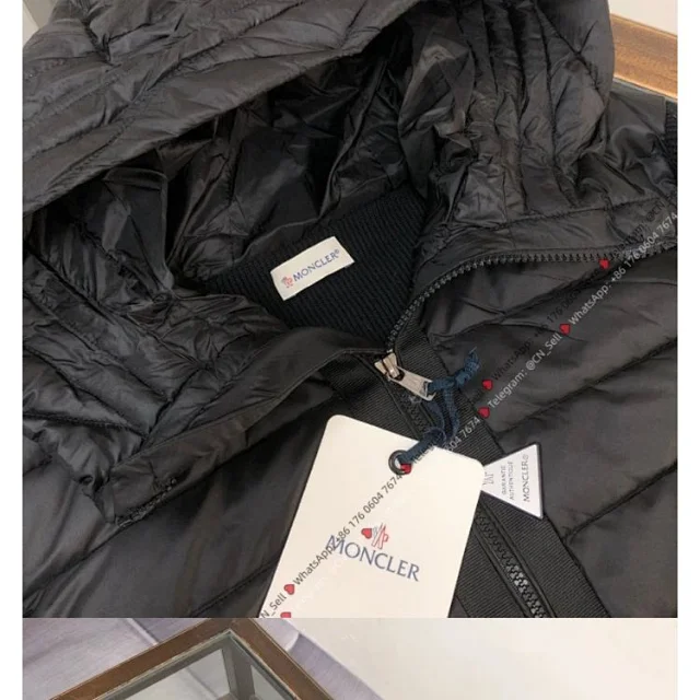 Moncler Down Jackets Quilted jacket product detail image 5